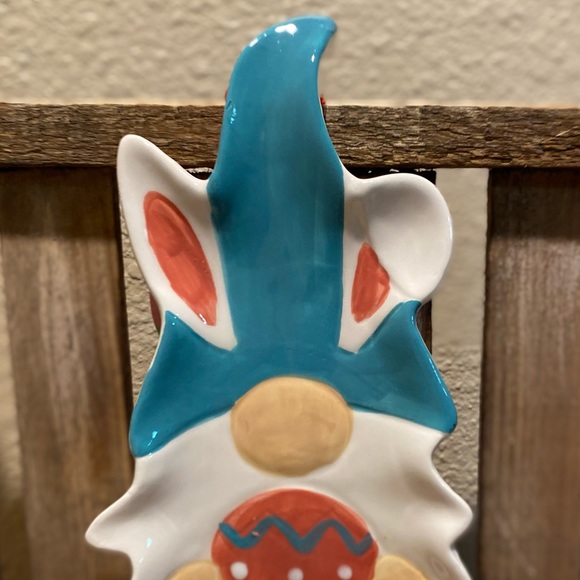 Easter Bunny Gnome Spoon Rest, Gnome Holding An Easter Egg Ceramic Spoon Rest - Picture 5 of 16